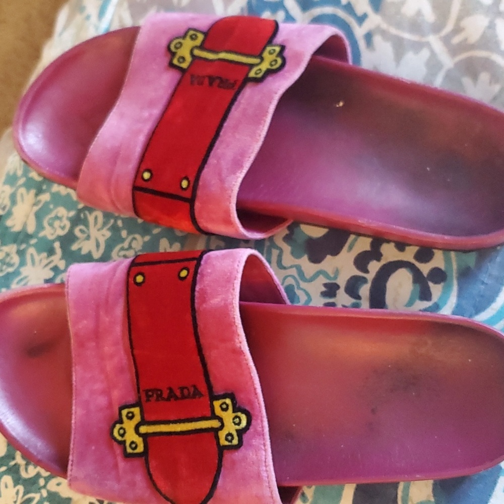 Authentic Prada sandals - Picture 8 of 9